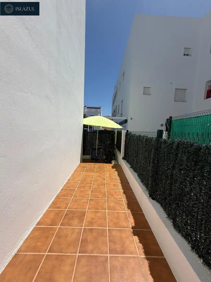 Terrasse von Maisonette zum Verkauf in Islantilla mit Klimaanlage, Heizung und Privatgarten
