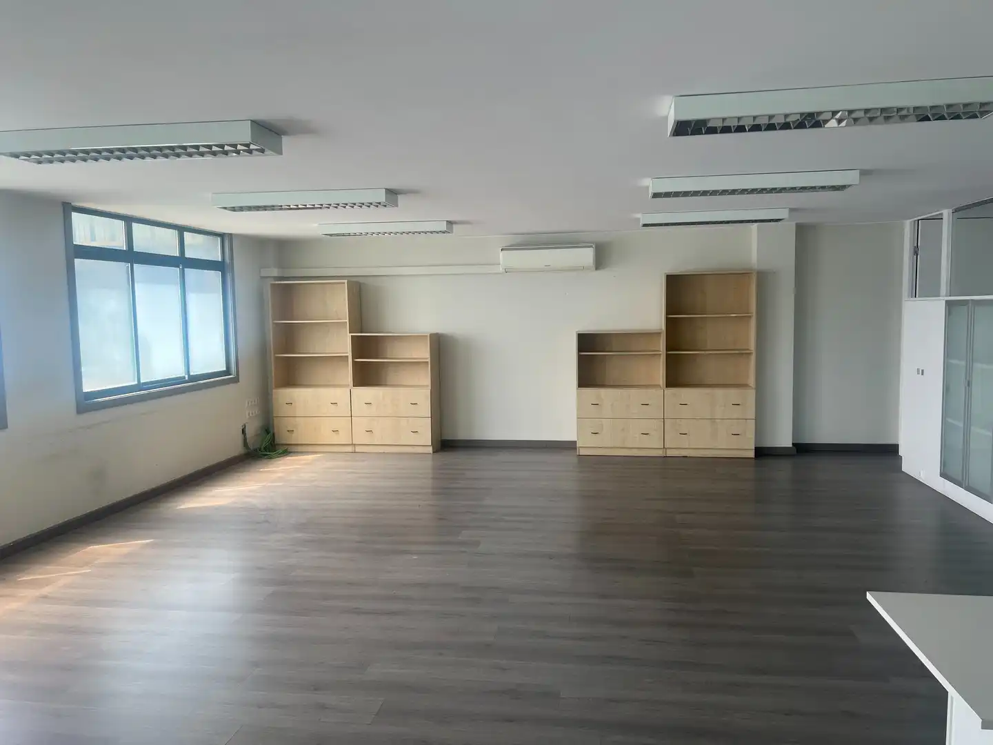 Oficina de lloguer en A Coruña Capital  amb Aire condicionat i Internet