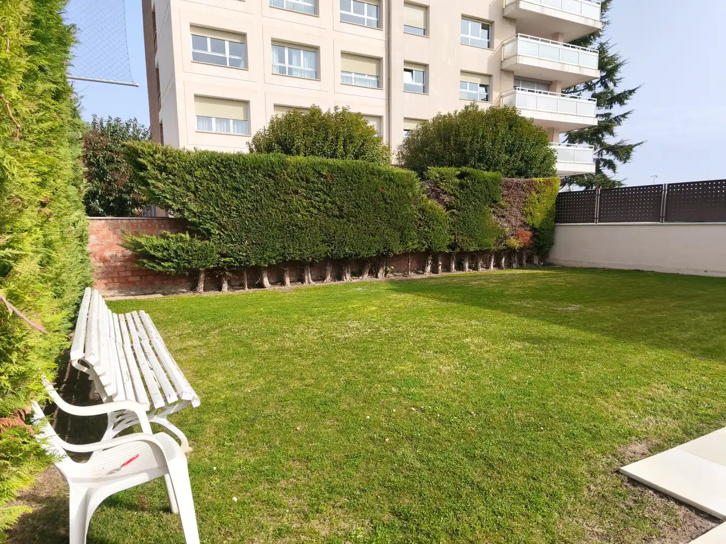 Jardí de Casa o xalet en venda en  Logroño amb Calefacció, Jardí privat i Parquet