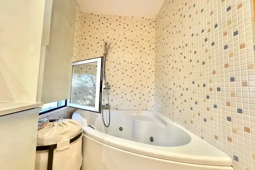 Baño de Casa o chalet en venta en Almiserà con Aire acondicionado, Calefacción y Jardín privado