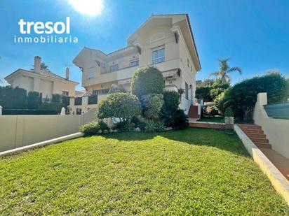Exterior view of Single-family semi-detached for sale in Alhaurín de la Torre  with Air Conditioner, Terrace and Swimming Pool