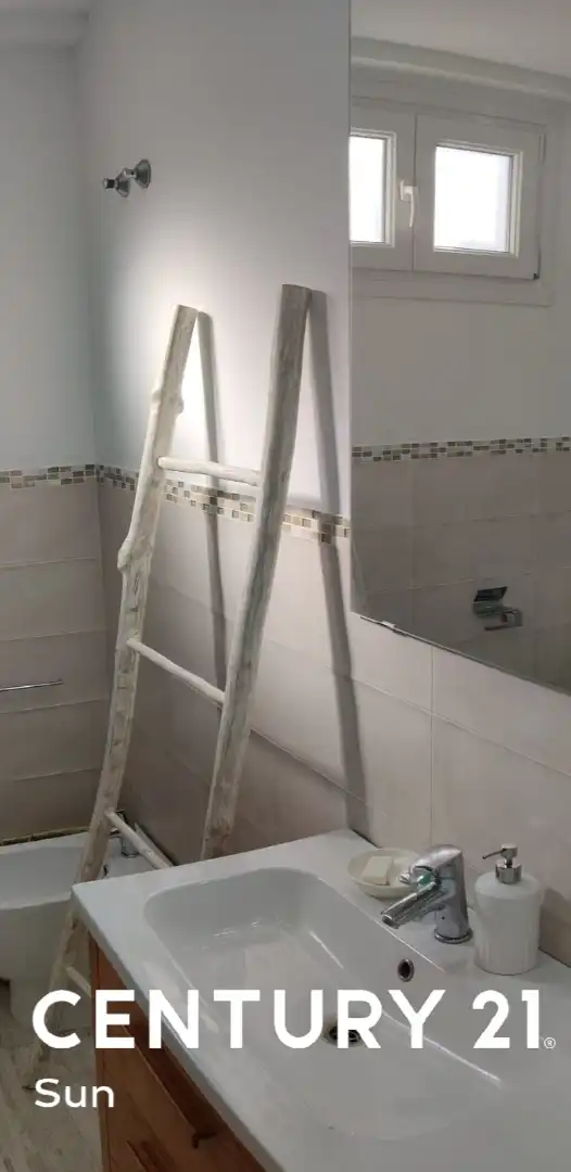 Baño de Casa o chalet de alquiler en Estepona con Aire acondicionado, Jardín privado y Terraza