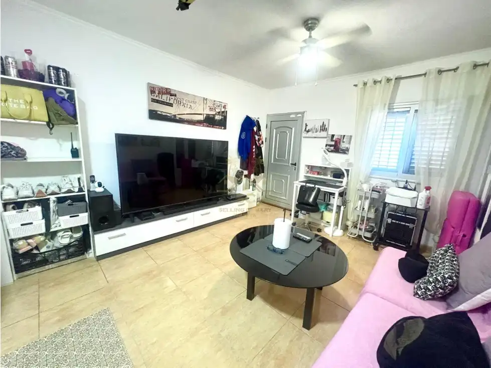 Sala de estar de Dúplex en venta en Güímar con Amueblado