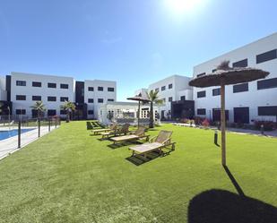 Vista exterior de Apartament en venda en Estepona amb Aire condicionat, Calefacció i Terrassa