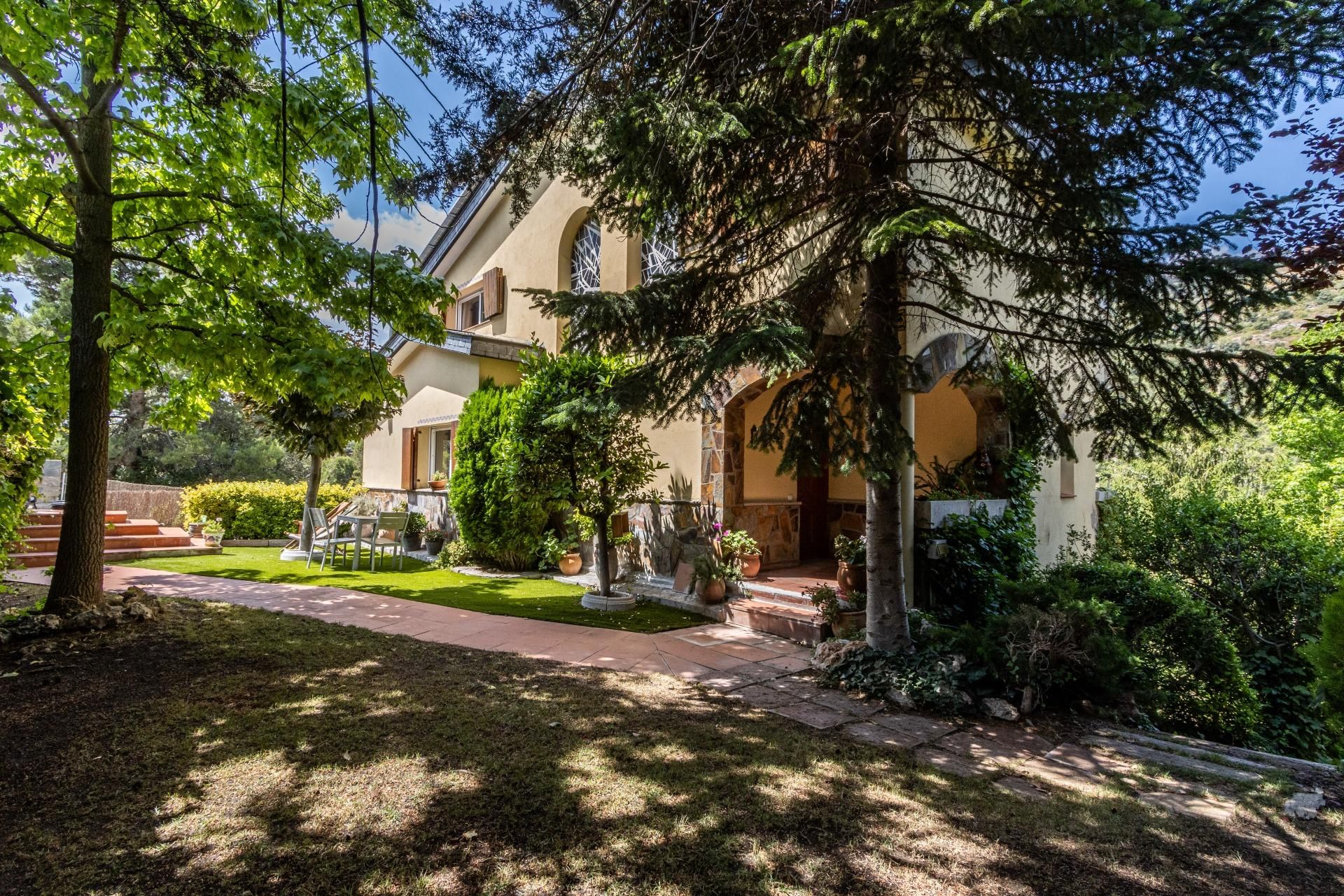 Garden of House or chalet for sale in Castellar del Vallès  with Air Conditioner, Heating and Private garden