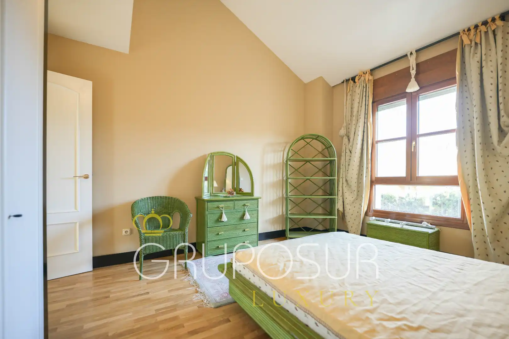 Habitación de Casa o chalet en venta en Valladolid con Calefacción, Jardín privado y Parquet