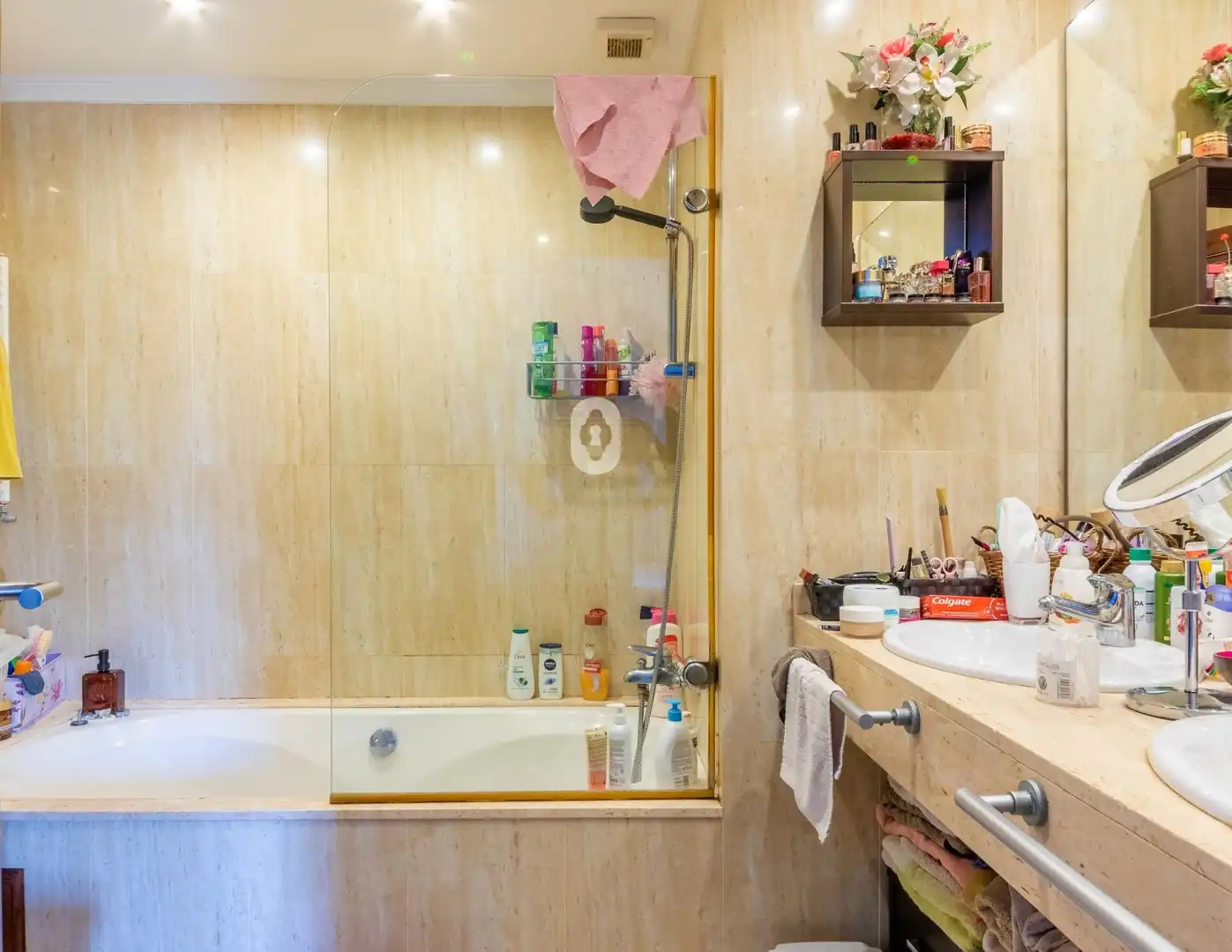 Badezimmer von Dachboden zum Verkauf in Pollença mit Klimaanlage, Heizung und Parkett