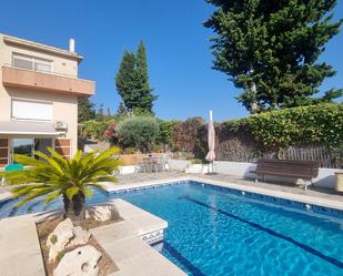 Swimming pool of House or chalet for sale in Montgat  with Air Conditioner, Heating and Private garden