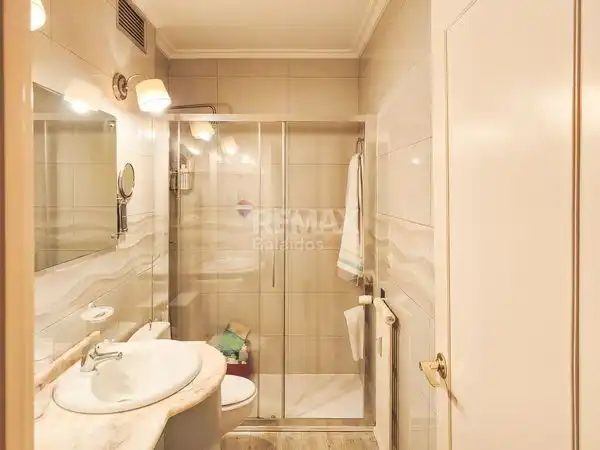 Piso con ascensor en venta en Avenida da Gran Vía, imagen 24