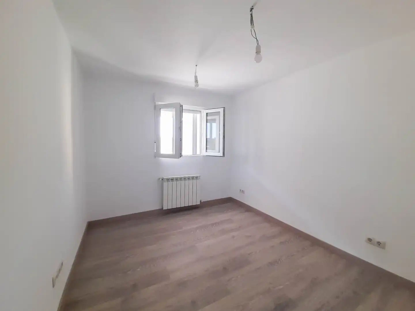 Flat for rent in Madrid  with Heating, Terrace and Oven