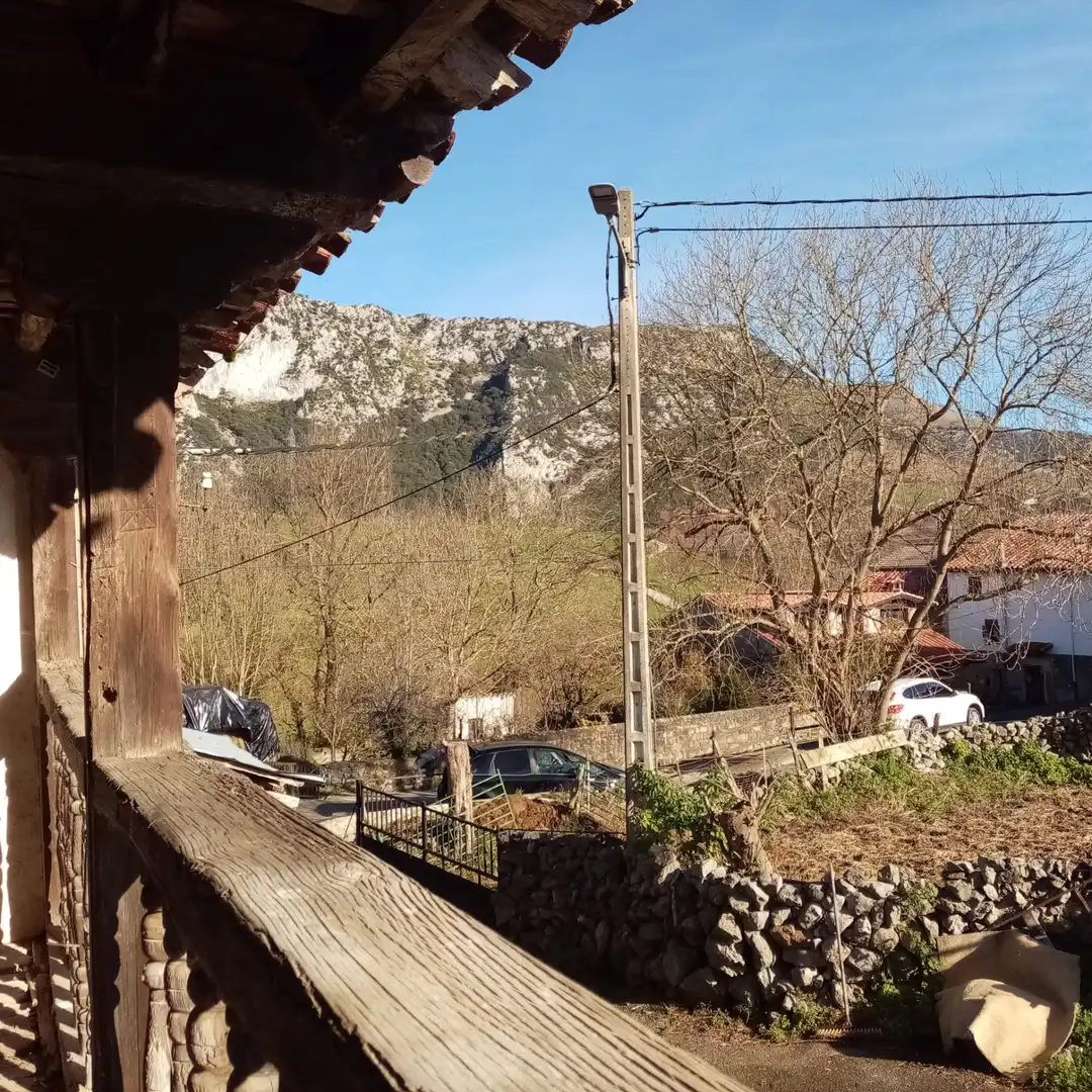 Vista exterior de Casa o chalet en venta en Cabuérniga