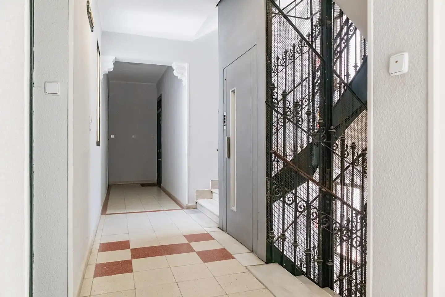 Piso en venta en Madrid con Aire acondicionado, Calefacción y Amueblado