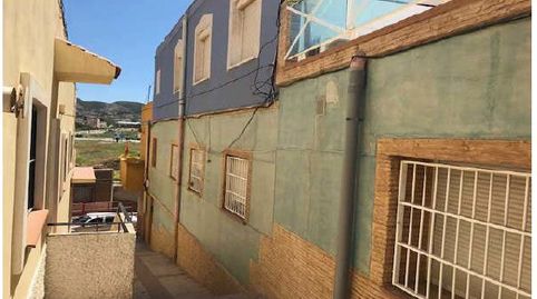 Foto 2 de Casa adosada en venda a Santa Lucía, Cartagena