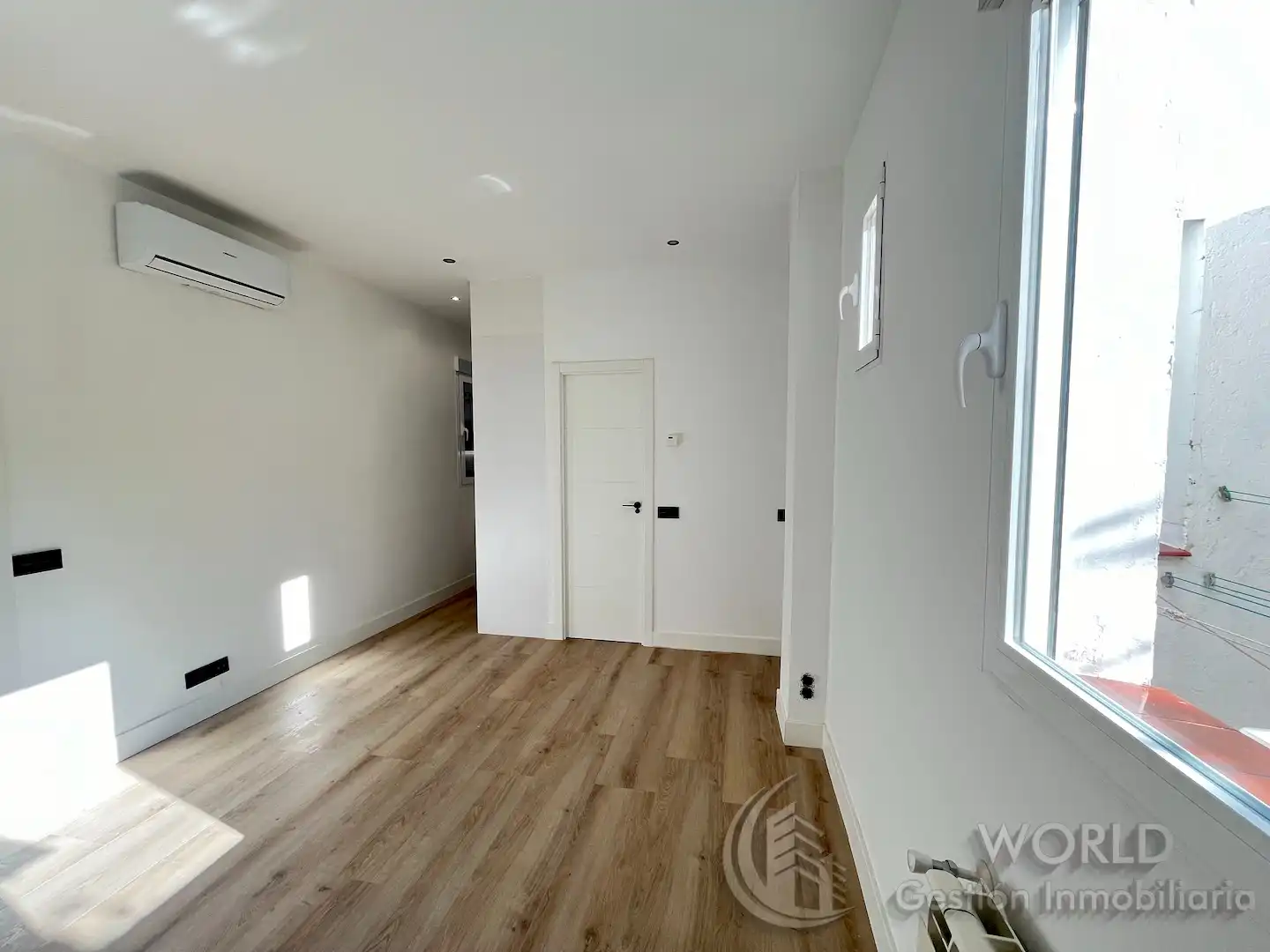 Schlafzimmer von Wohnung zum Verkauf in Madrid mit Klimaanlage, Heizung und Möbliert