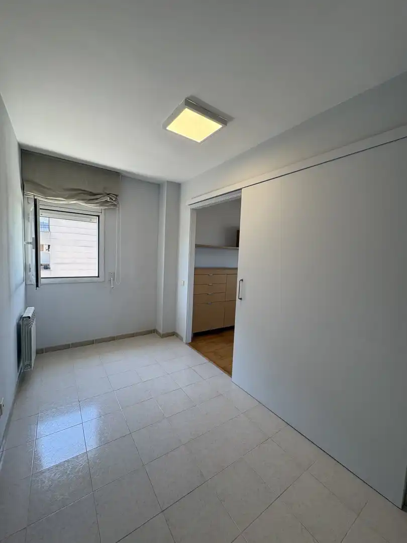 Flat for rent in DE LA CREU DE PALAU, Eixample Sud – Migdia