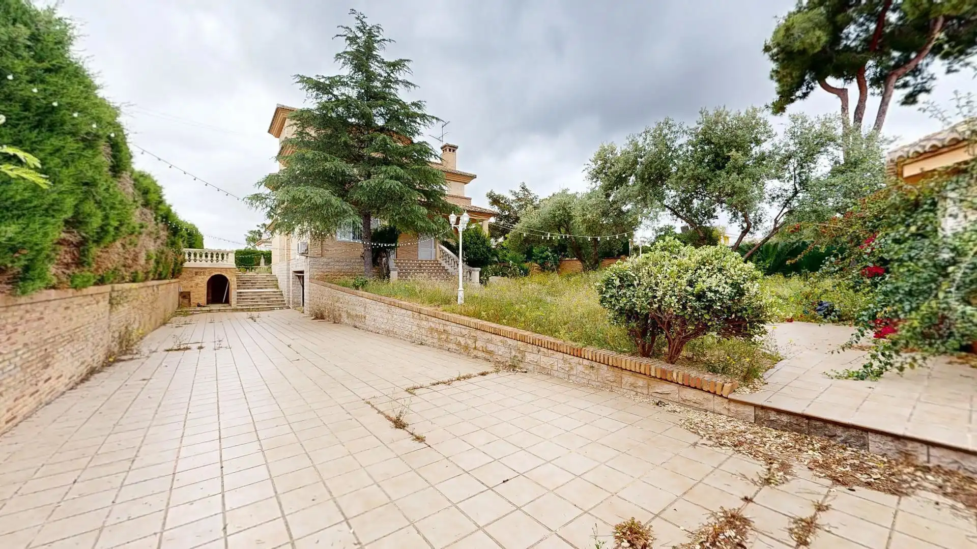 Jardí de Casa o xalet en venda en Torrent amb Terrassa, Traster i Piscina