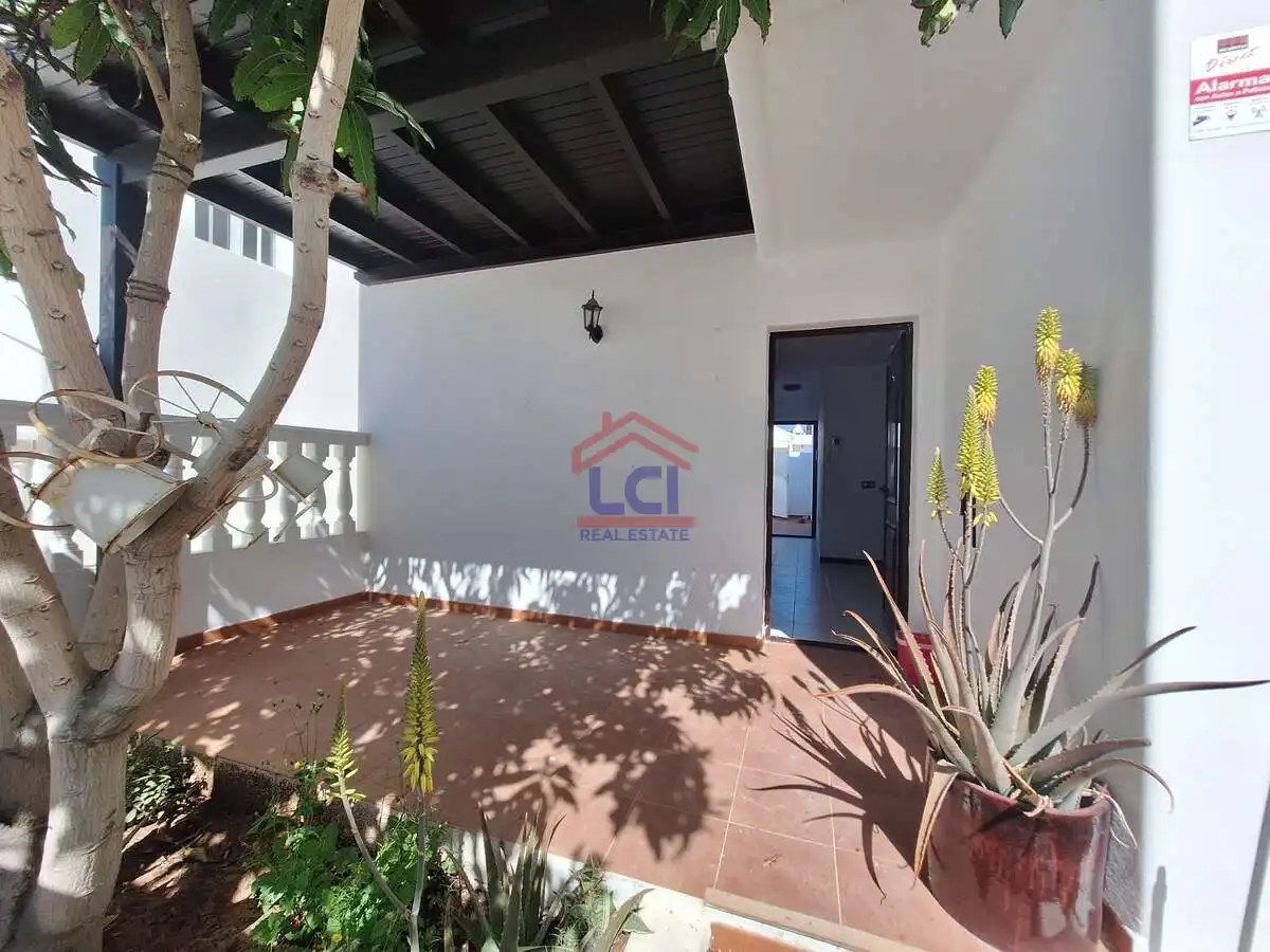 Exterior view of Duplexes for sale in Tías  with Community pool