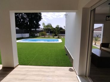 Detached house with pool for sale in Barrio Nuevo