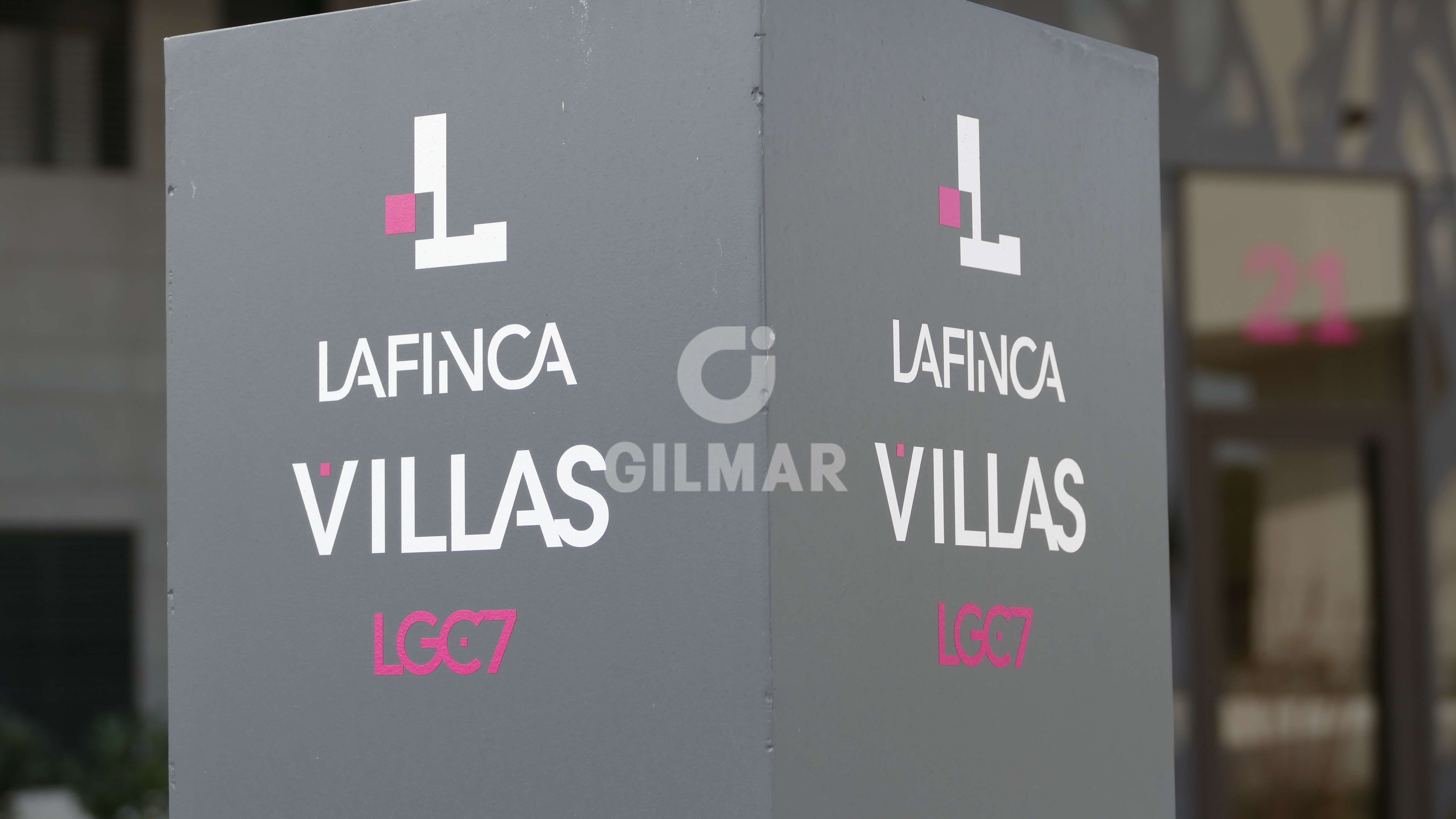 Vista exterior de Pis en venda en Pozuelo de Alarcón amb Calefacció, Traster i Piscina