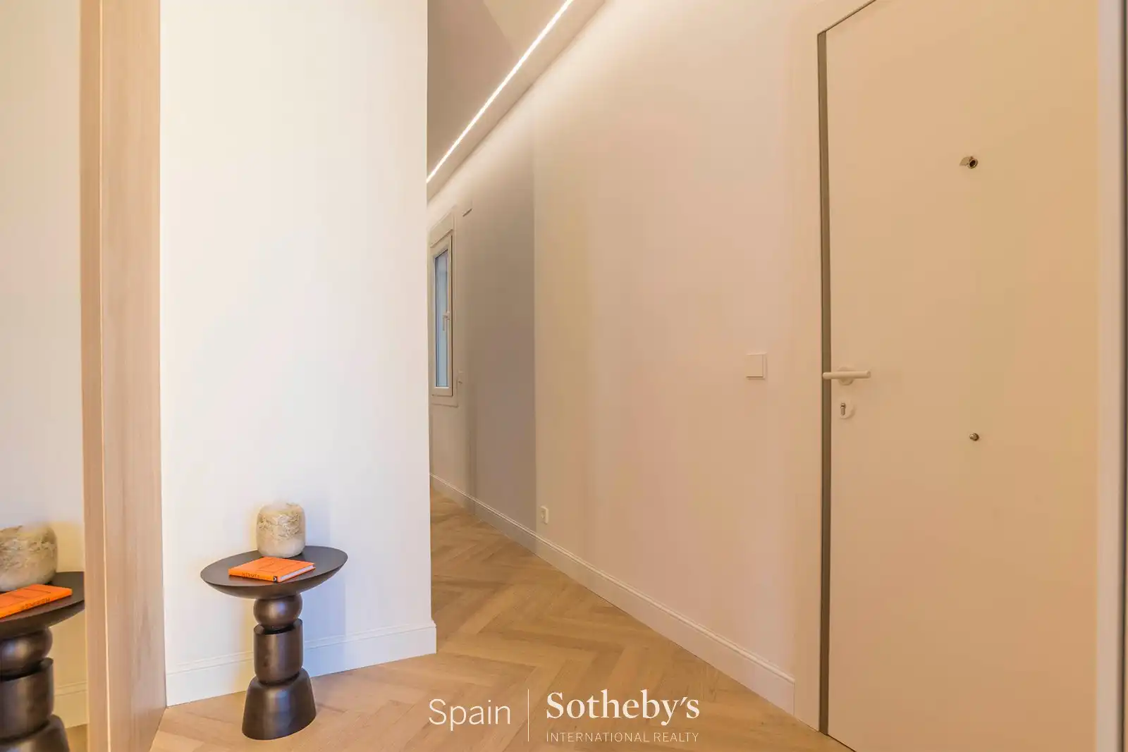 Apartments for sale in Madrid  with Air Conditioner and Heating