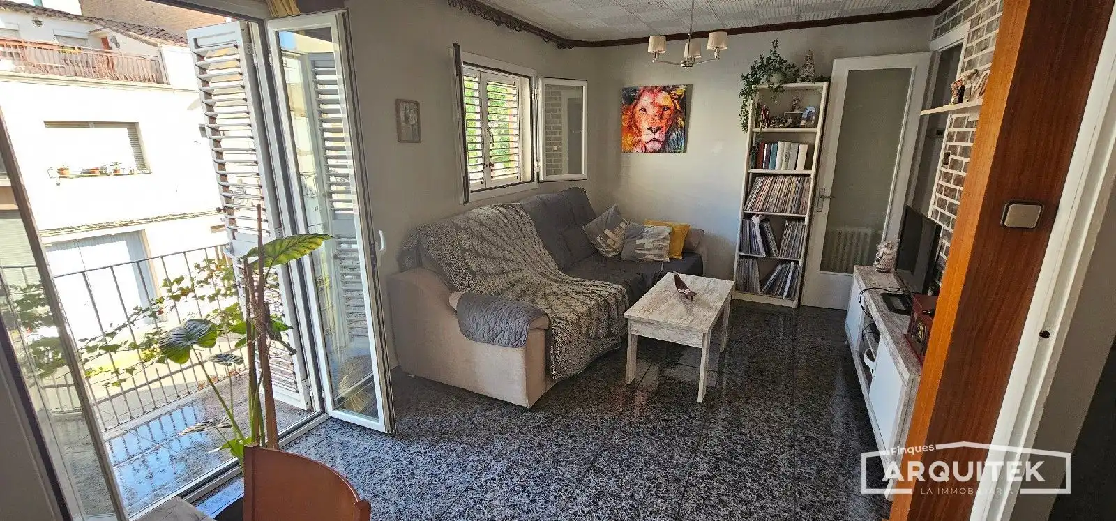 Sala d'estar de Casa o xalet en venda en Lleida amb Aire condicionat, Calefacció i Terrassa