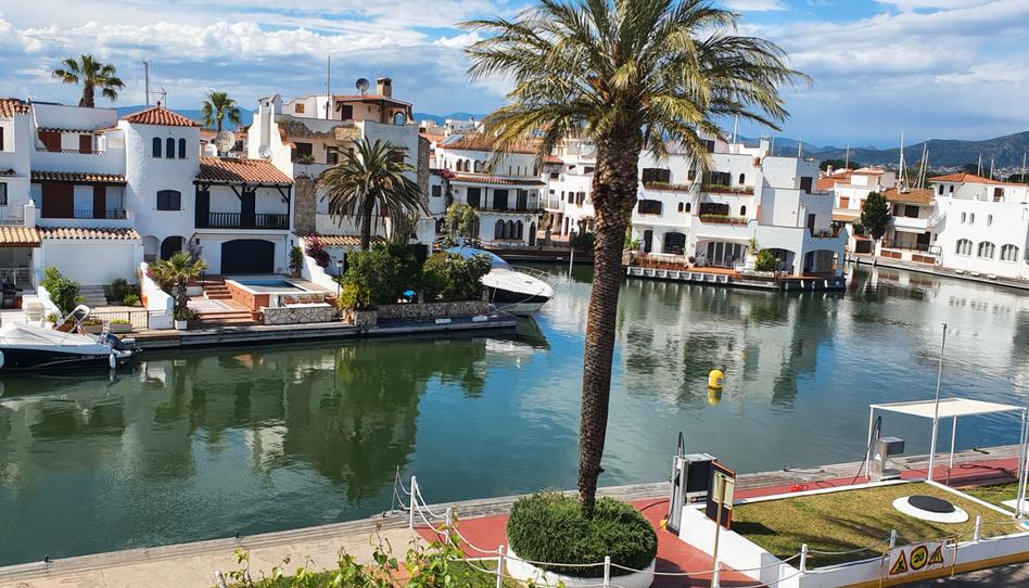 Foto 1 de Pis en venda a Carrer Poblat Típic-gregal, 19, Moxó - Sant Mori, Girona