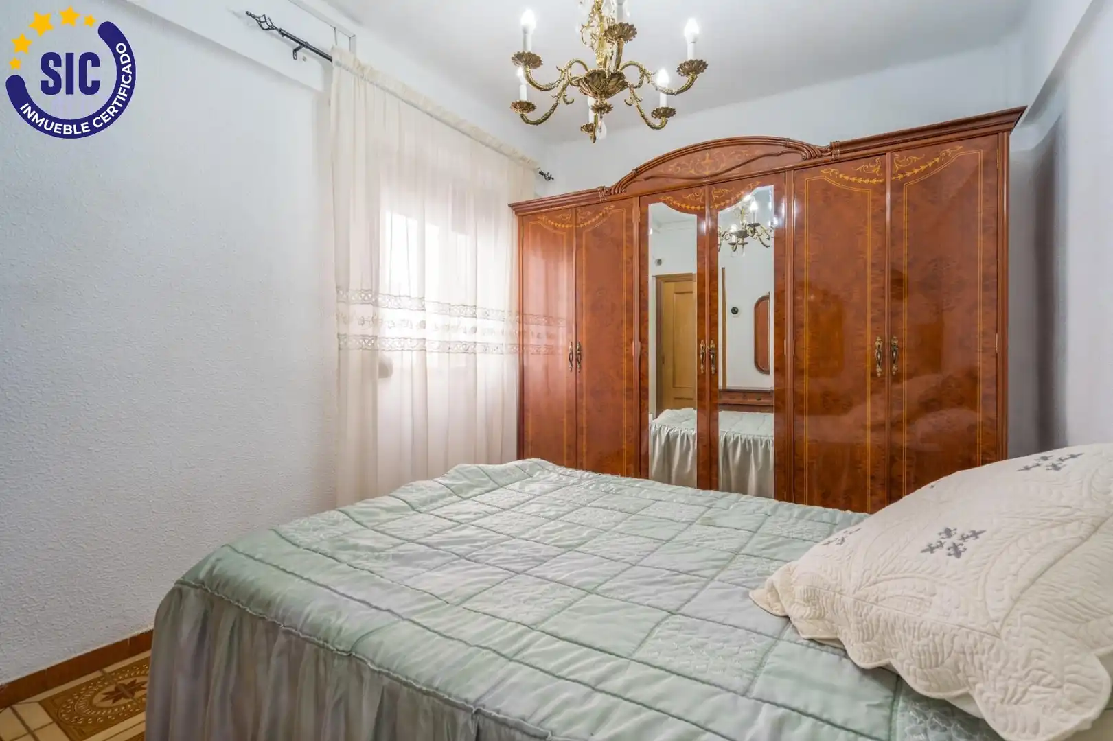 Bedroom of Apartments for sale in Valencia  with Air Conditioner