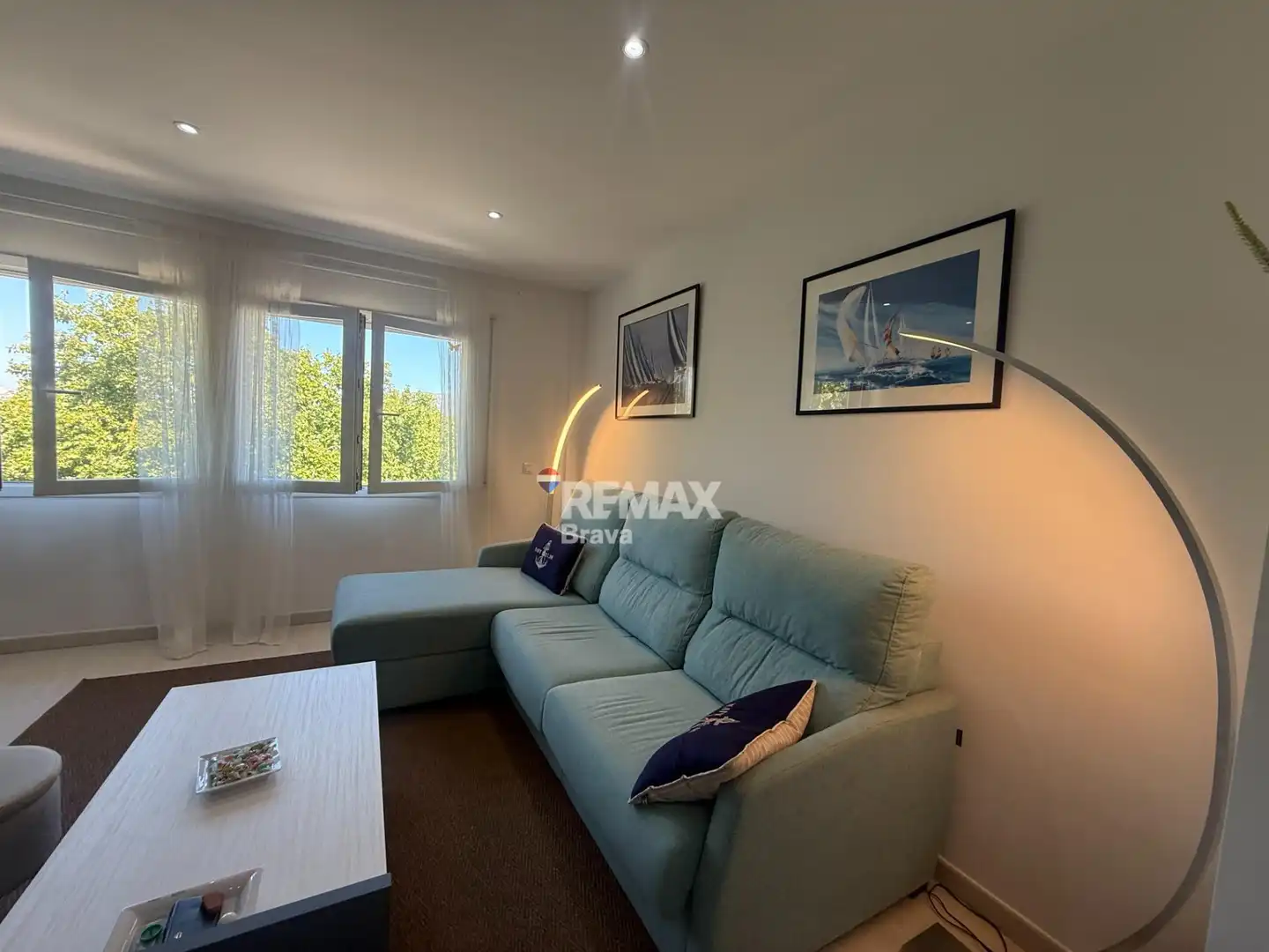 Living room of Attic for sale in Roses  with Air Conditioner, Terrace and Furnished