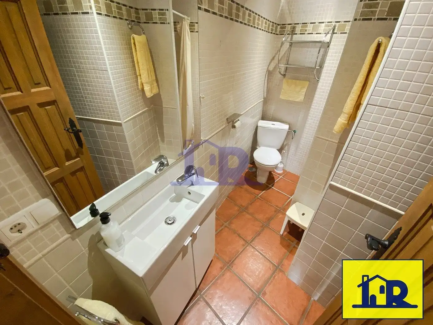 Badezimmer von Wohnung zum Verkauf in Cuenca mit Heizung und Möbliert