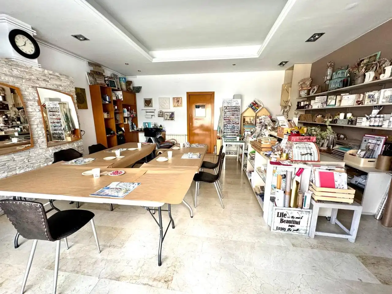 Local en venda en Montcada i Reixac amb Aire condicionat