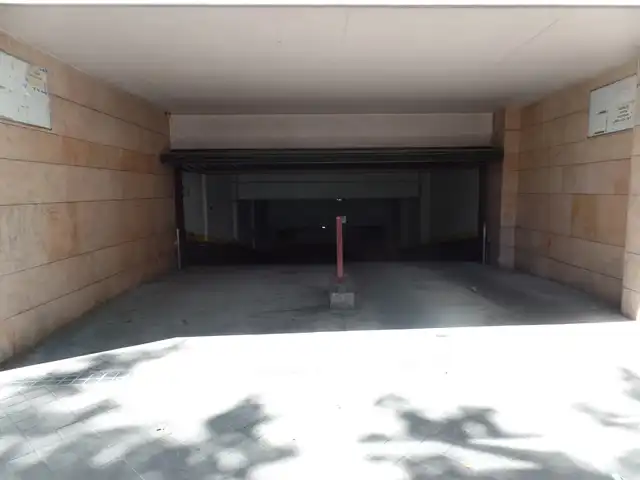 Individual con ascensor en venta en Avenida de Pablo Iglesias 41, imagen 3