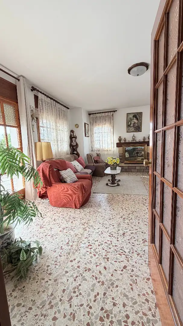 Sala d'estar de Casa o xalet en venda en Creixell amb Moblat, Forn i Rentadora