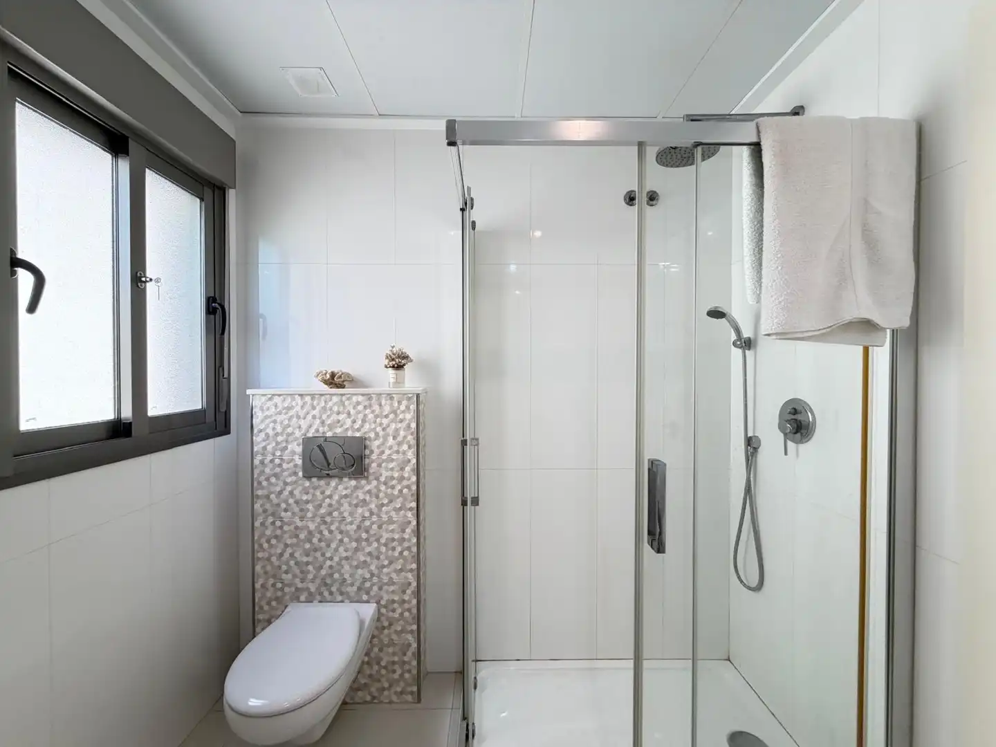 Villa mit Terrasse zum Verkauf in Calle DE PONTEVEDRA, imagen 42