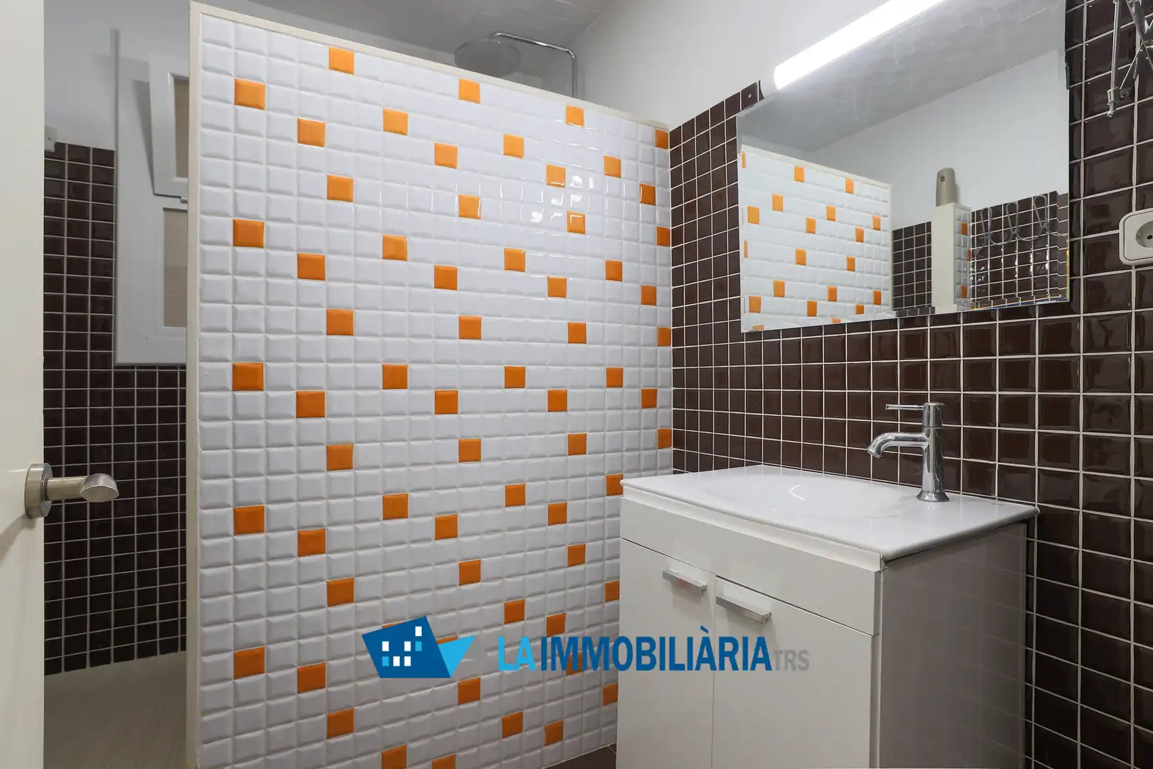 Baño de Piso en venta en Terrassa con Aire acondicionado, Calefacción y Terraza