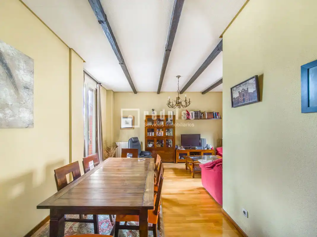 Living room of Flat for sale in Madrid  with Heating, Private garden and Parquet flooring