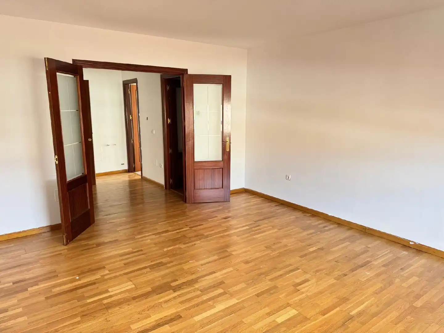 Schlafzimmer von Wohnung zum Verkauf in Benavente mit Abstellraum