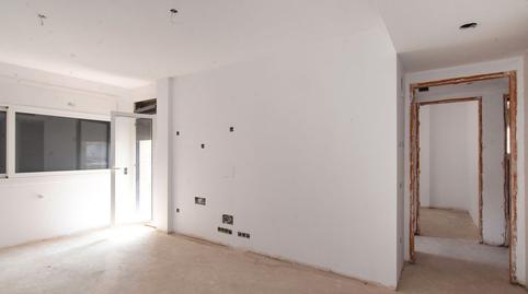 Foto 5 de Piso en venta en Antoni Tàpies, Dosrius poble, Barcelona