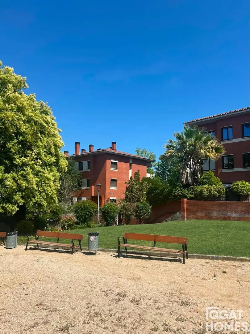 Vista exterior de Piso de alquiler en Sant Cugat del Vallès con Aire acondicionado, Calefacción y Terraza
