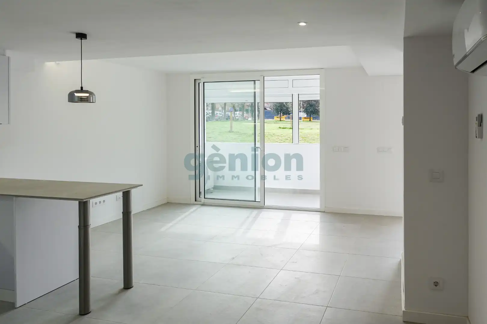 Habitación de Piso en venta en Girona con Aire acondicionado y Calefacción