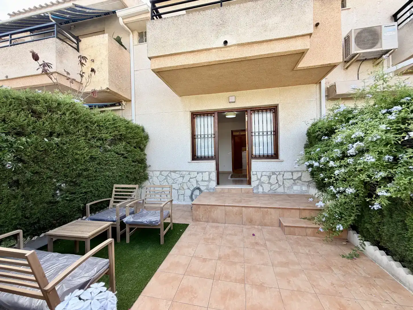 Terrassa de Casa adosada en venda en Sant Joan d'Alacant amb Piscina i Balcó