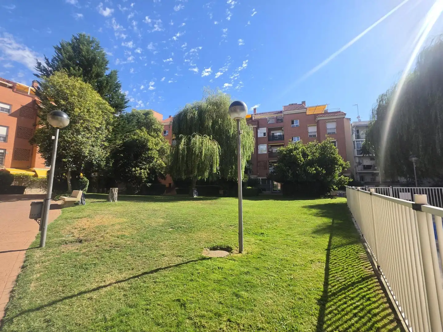 Jardí de Planta baixa en venda en Valdemoro amb Calefacció, Parquet i Terrassa