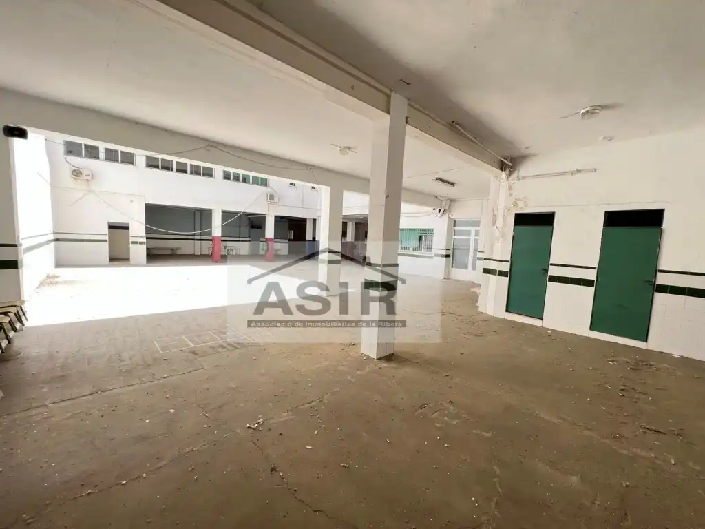 Edificio en venta en Alzira