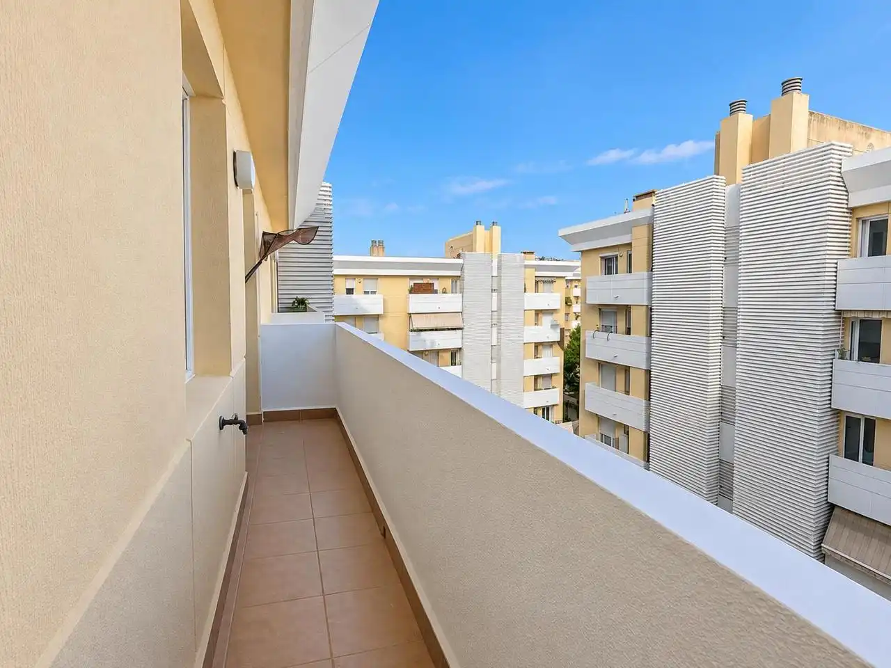 Terraza de Piso en venta en Montigalà - Sant Crist