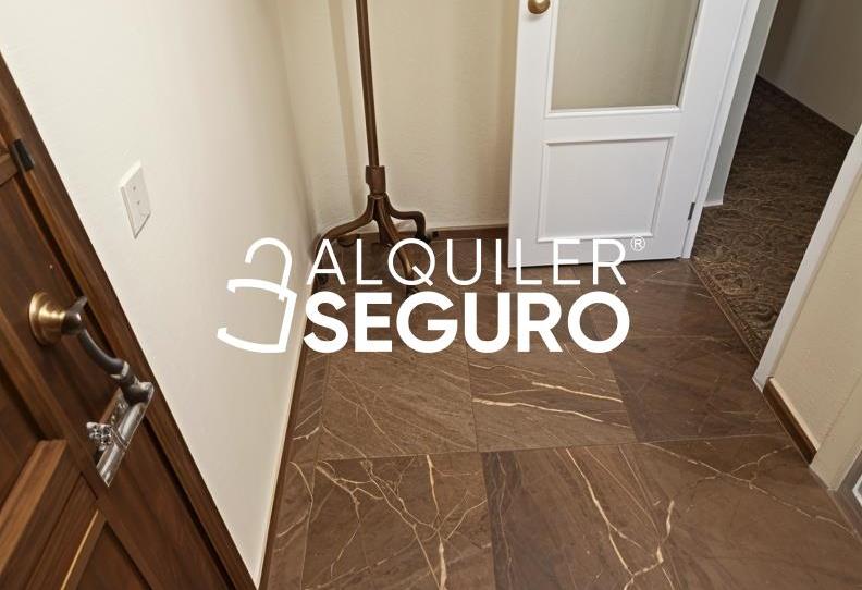 Photo 1 of Flat to rent in Fernan Caballero, Alfalfa - Santa Cruz, Sevilla