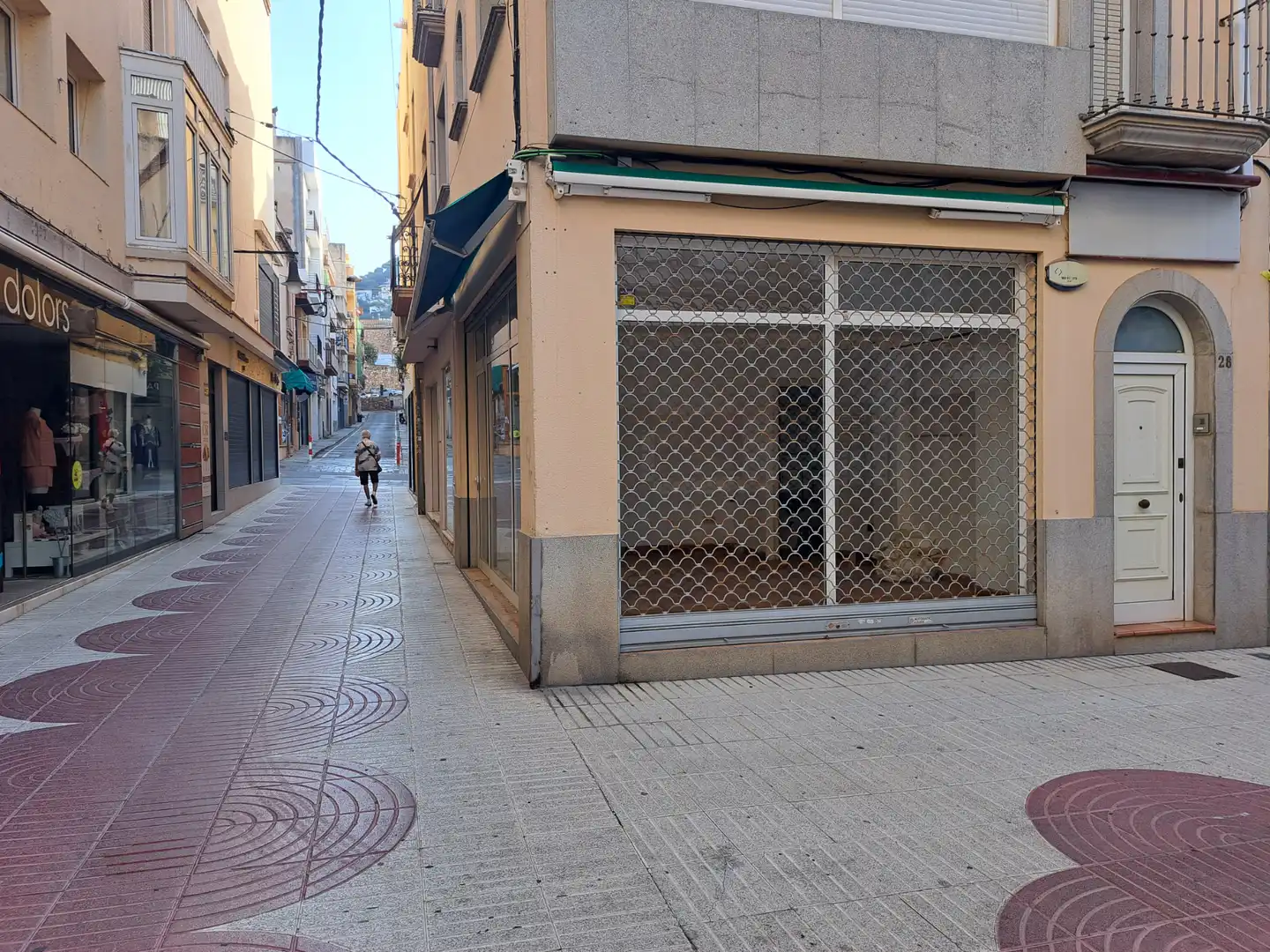 Exterior view of Commercial properties for rent in Blanes  with Air Conditioner and Heating