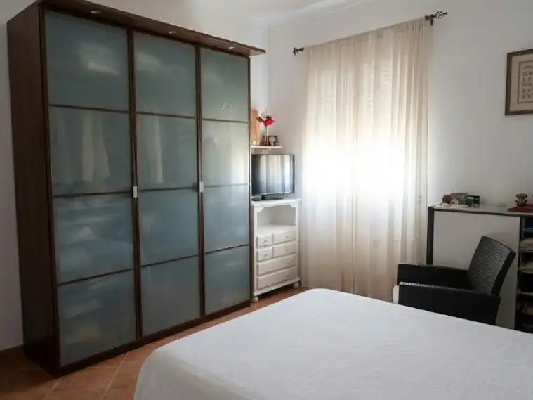 Habitación de Casa o chalet en venta en Carmona con Aire acondicionado, Calefacción y Jardín privado