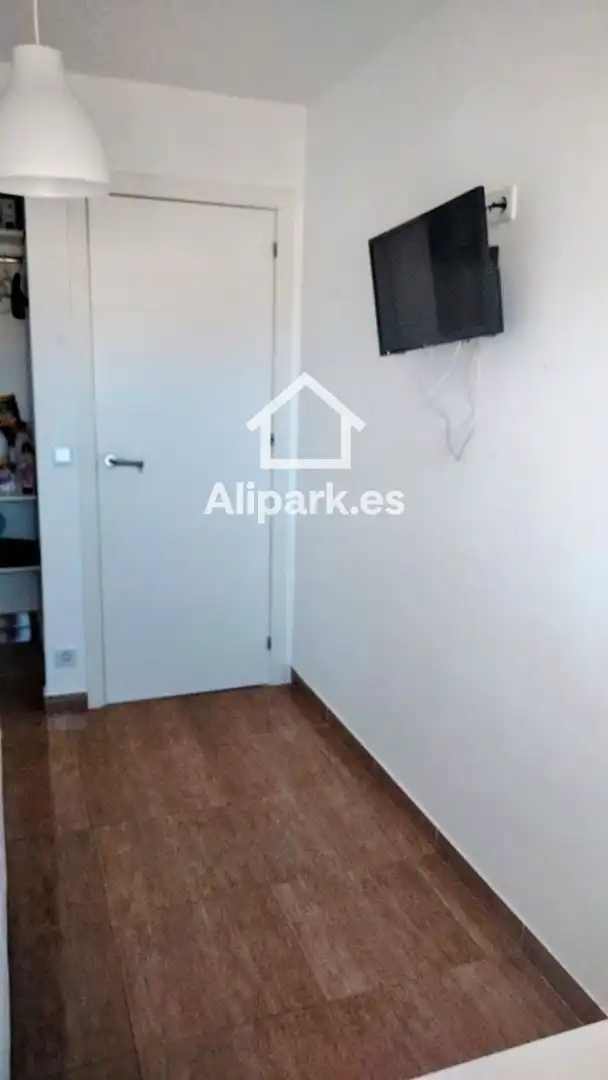 Parkplatz von Wohnung zum Verkauf in Alicante / Alacant mit Terrasse und Möbliert