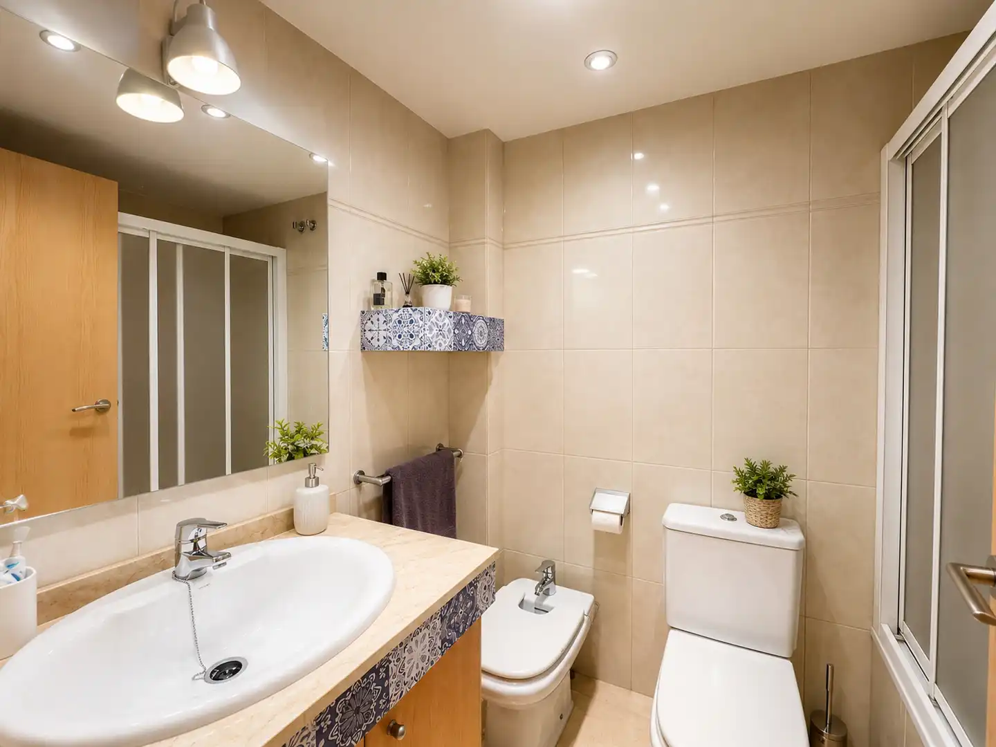 Bathroom of Duplexes for sale in Rubí  with Air Conditioner, Heating and Terrace
