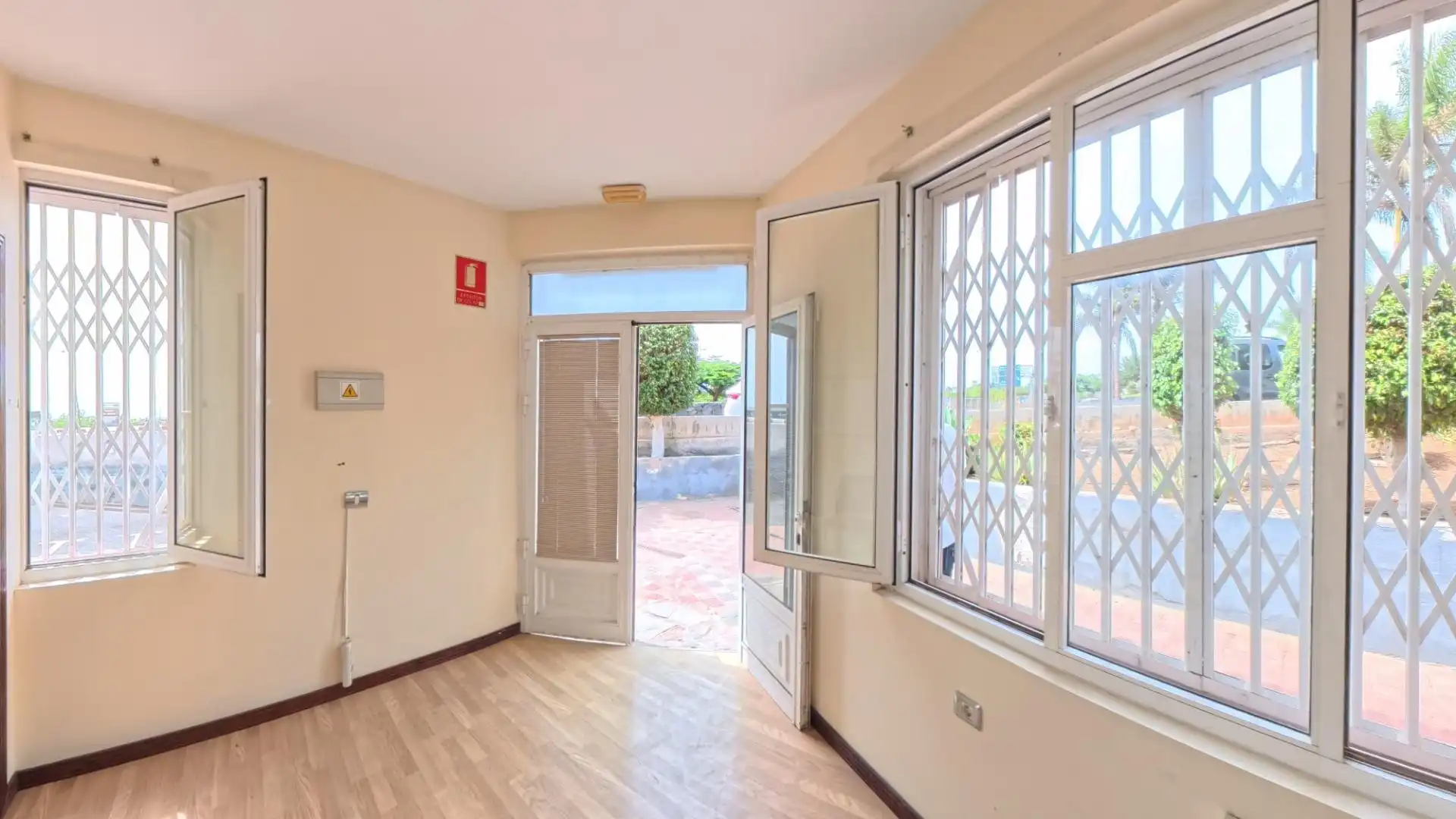 Business premises to rent in Calle BENEHARO, imagen 31