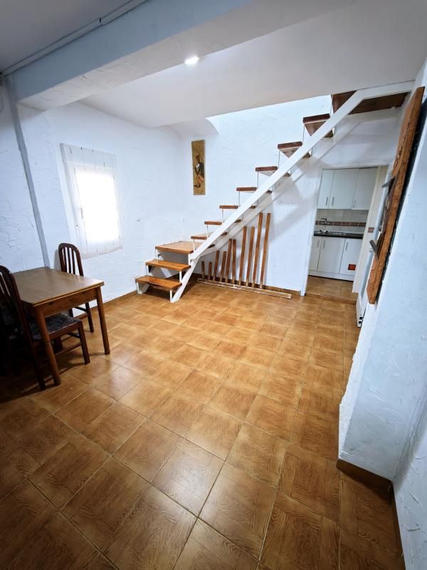 Single-family semi-detached for rent in Castellón de la Plana / Castelló de la Plana  with Air Conditioner, Heating and Furnished